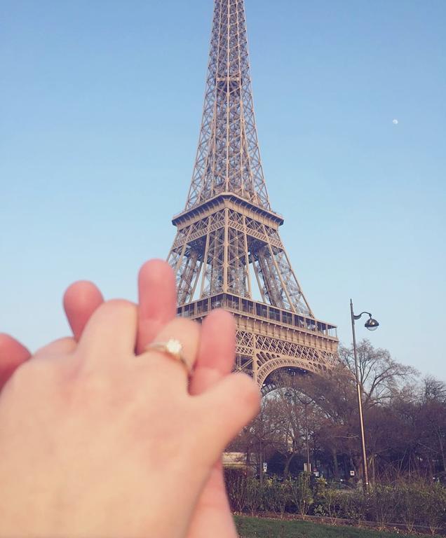 Eiffel Tower Champs De Mars Apartman Párizs Kültér fotó